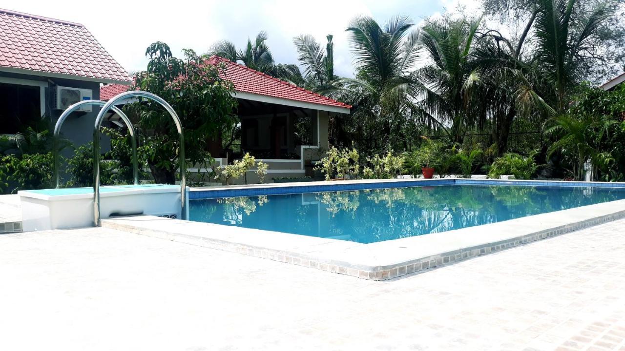Arcadia Resort Alibaug Alībāg Ngoại thất bức ảnh